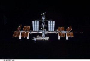 NASA spacewalkers start to change out ISS batteries