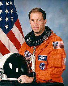 On a sadder note: Astronaut and test pilot Rick Searfoss has passed away