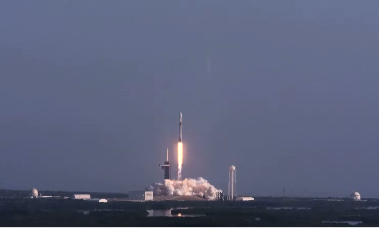 12th Starlink (11th operational) mission successfully launched by SpaceX