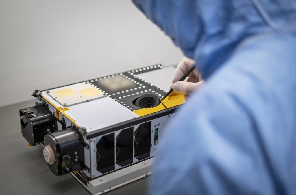 D-2/Atlacom-1 satellite changes hands mid-orbit