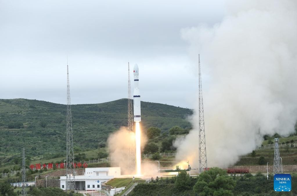 China launches 16 EO sats on a Long March 6 rocket