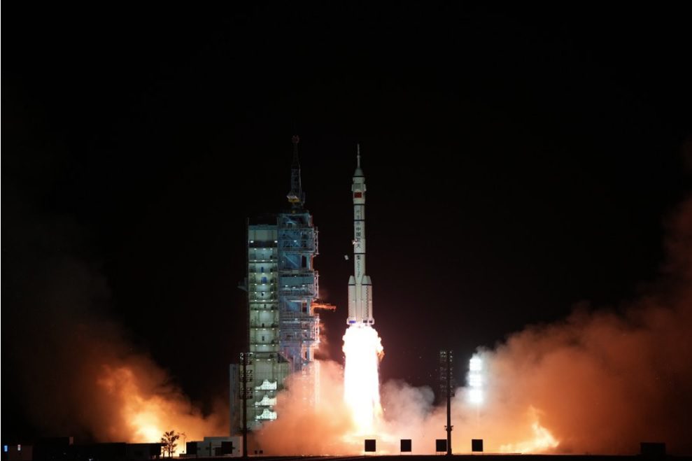 China launches Shenzhou-15 crew to the CSS