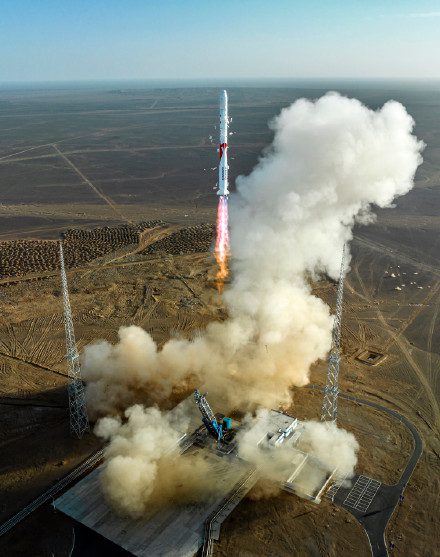 2022 Launch Year: China vies with SpaceX for supremacy with yet another orbital launch record for both rockets and satellites