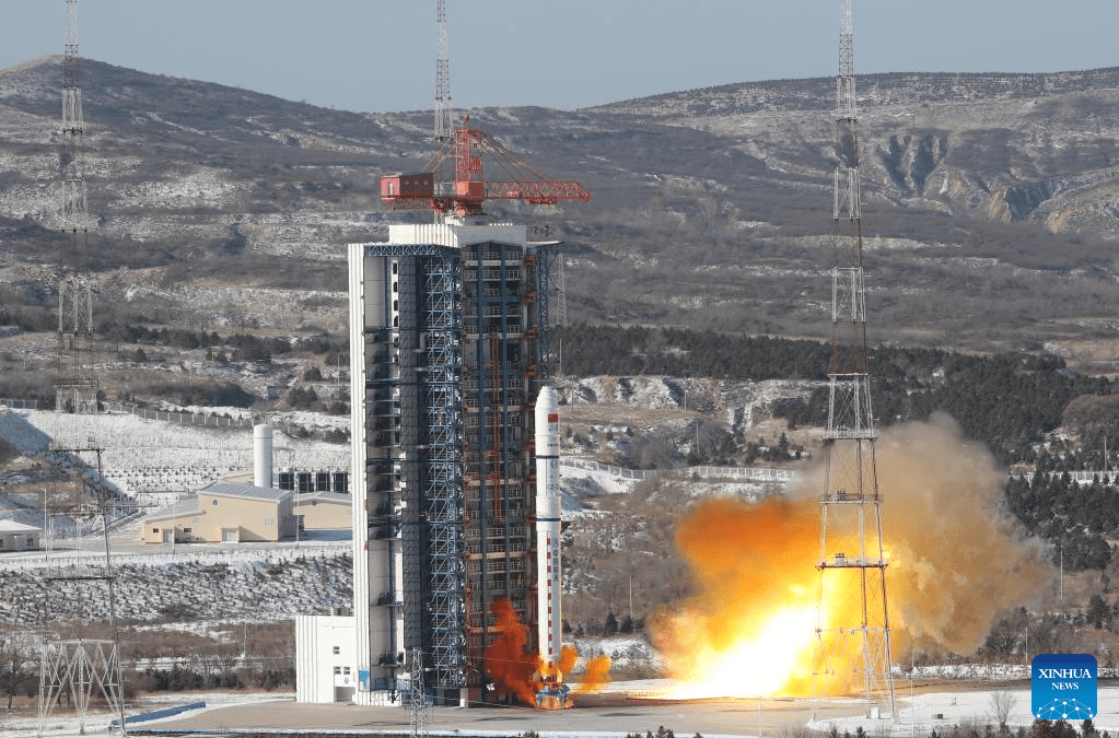China deploys 14 satellites on Long March-2D rocket