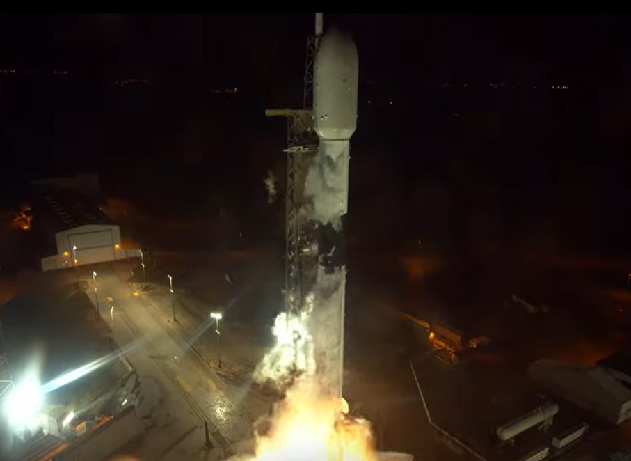SpaceX Falcon 9 launches Starlink Group 5-2