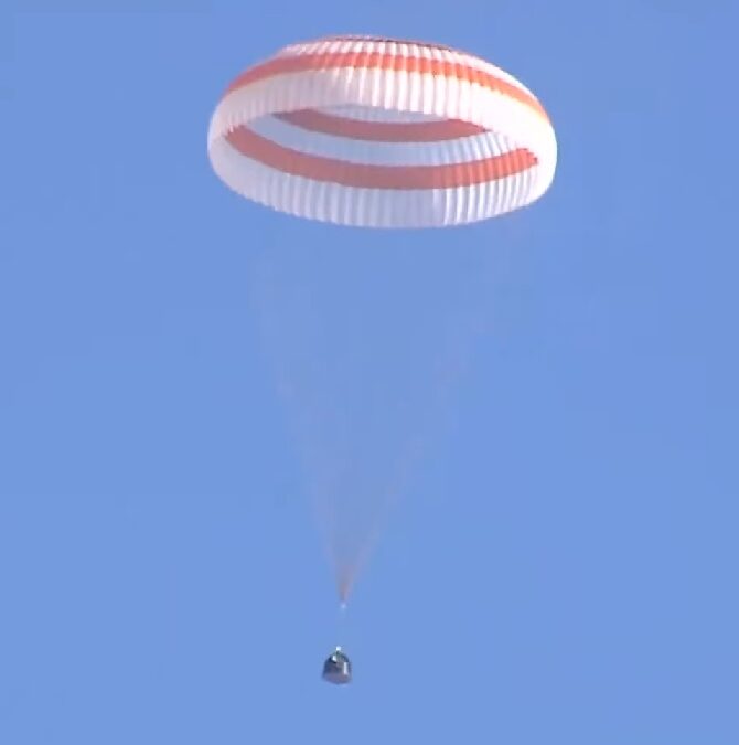 Damaged Soyuz MS-22 returns to Earth without its crew aboard