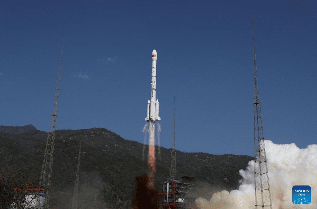 Chinese Long March 3B/E launches earth observation satellite into orbit