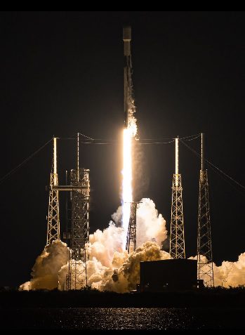 Falcon 9 launches Starlink Group 6-30 from Canaveral