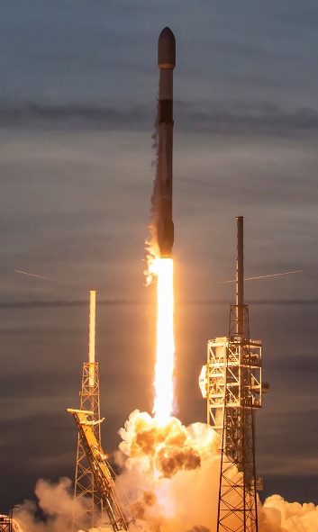 SpaceX Falcon 9 launches Starlink Group 6-35